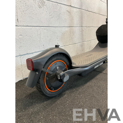 Segway Ninebot Kickscooter F65l Electric Scooter - Black