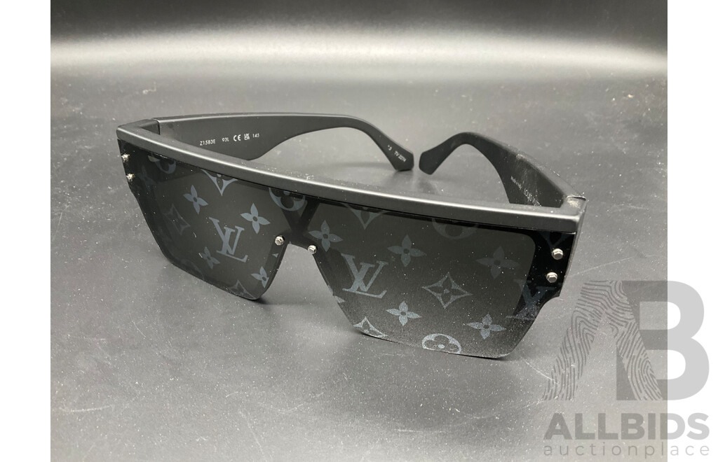 Sunglasses Black Monogram Branded Louis Vuitton