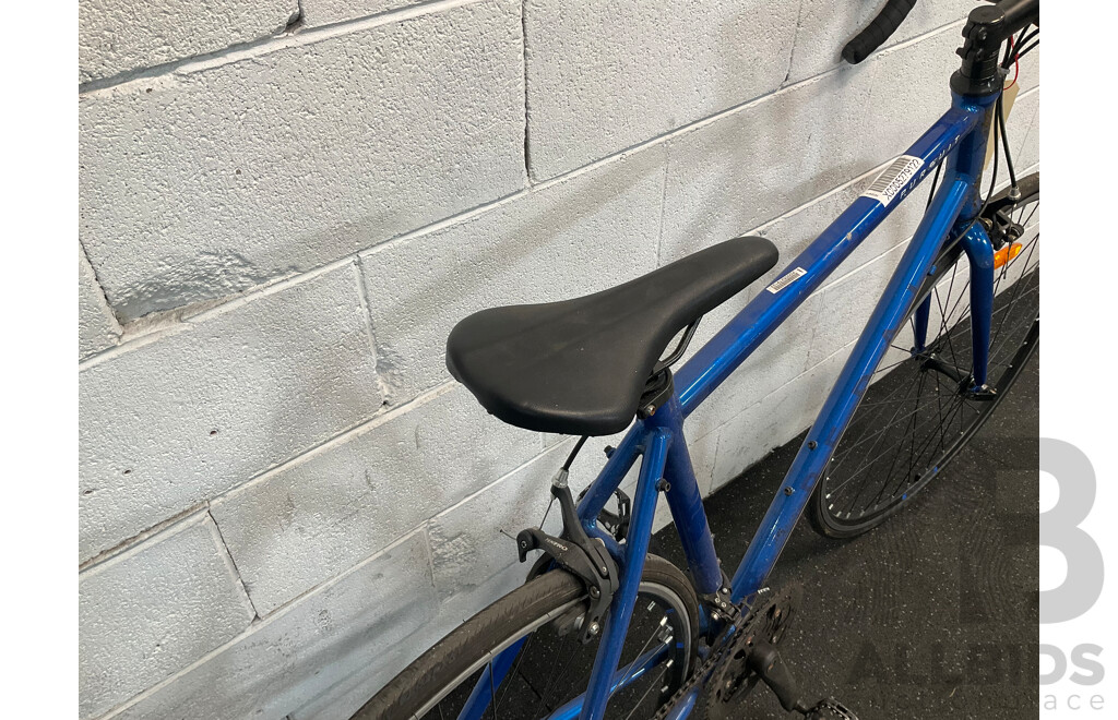 Pedal Persuit Road Bike