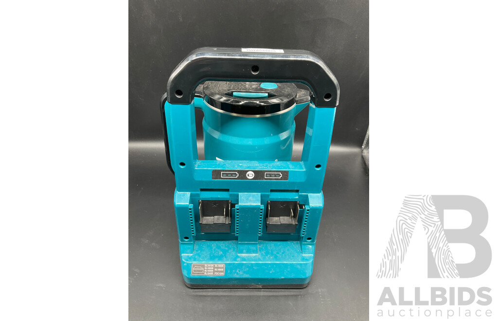 MAKITA 18VX2 800ML KETTLE (DKT360Z) - Skin Only