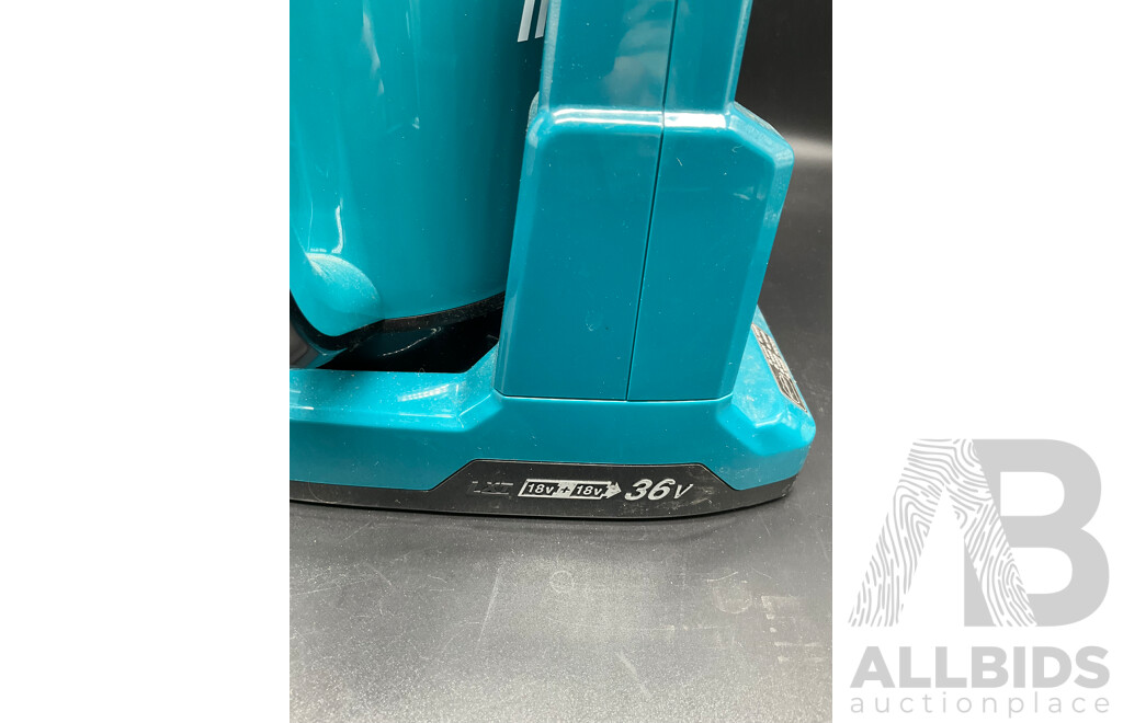MAKITA 18VX2 800ML KETTLE (DKT360Z) - Skin Only