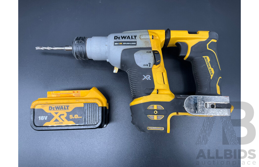 DeWALT 18V Rotary Hammer (DCH172) with Battery