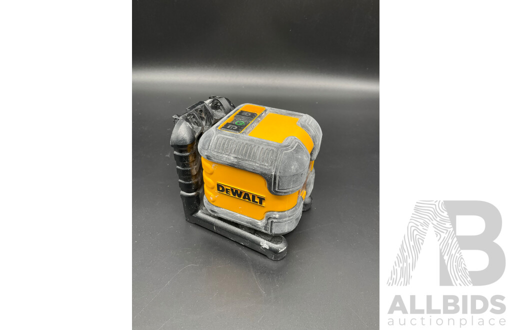 DeWALT Green Cross Line Laser Level (DW08802CG-XJ)