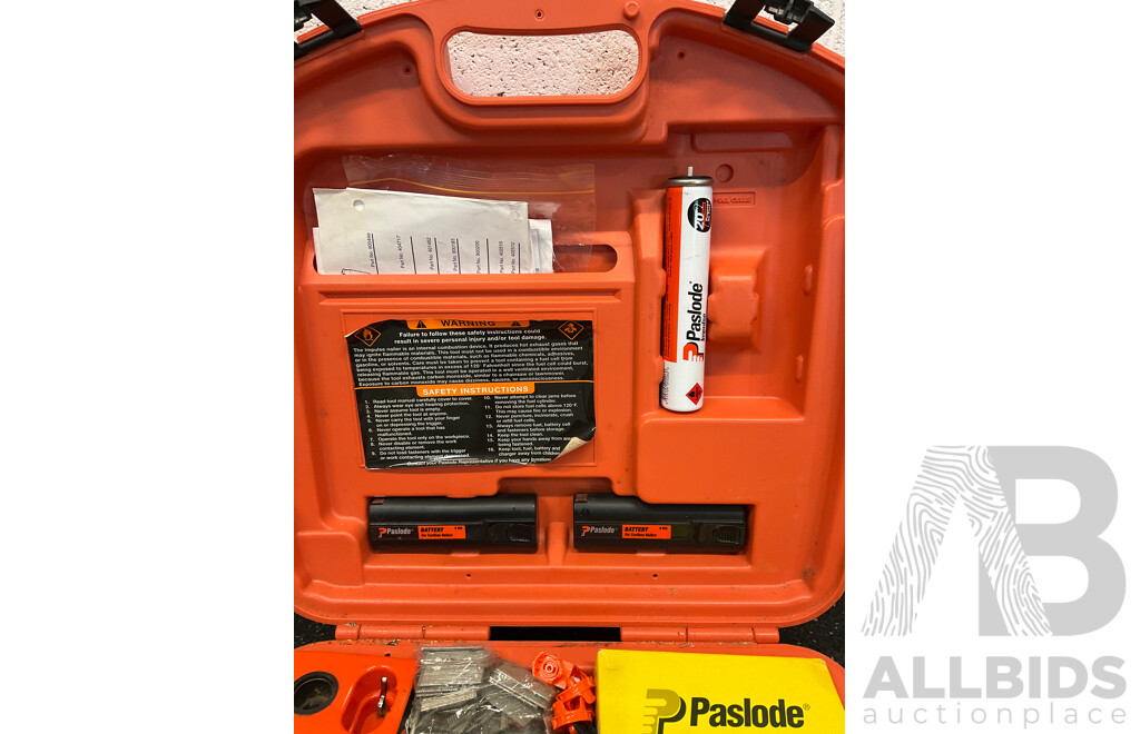 PASLODE Impulse Angled Finish Nailer (IM250A), Battery Charger, Spare Batteries and Accessories