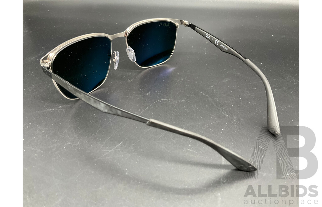 RAY-BAN Sunglasses and Target Sandals  - Lot of 2
