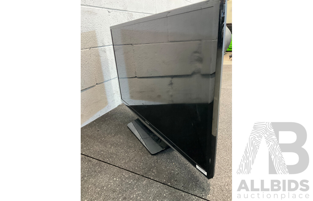 SAMSUNG (UA32H4000AW) 32 Inch HD LED LCD TV