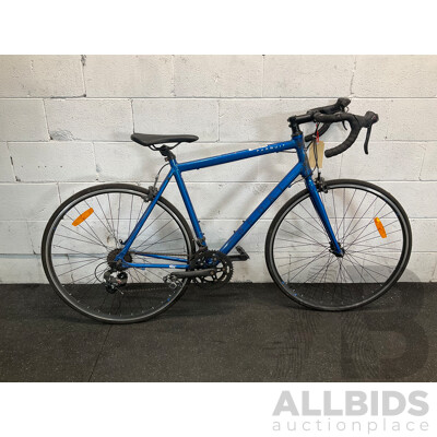Pedal Persuit Road Bike