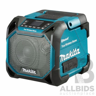 MAKITA 18V/12V Max Portable Bluetooth Speaker (DMR203) - Battery Included