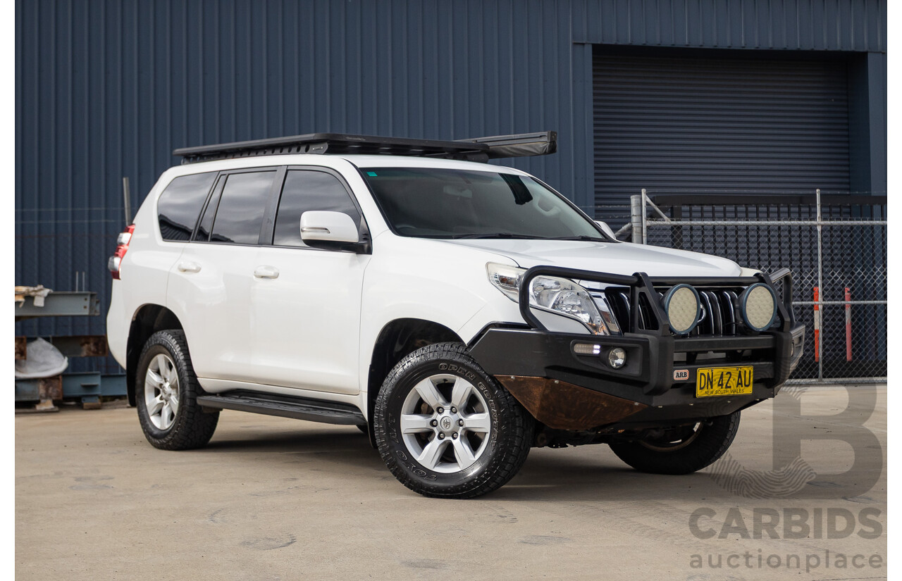 10/2013 Toyota Landcruiser Prado Altitude (4x4) KDJ150R 11 UPGRADE 4d Wagon White 3.0L - 7 Seats