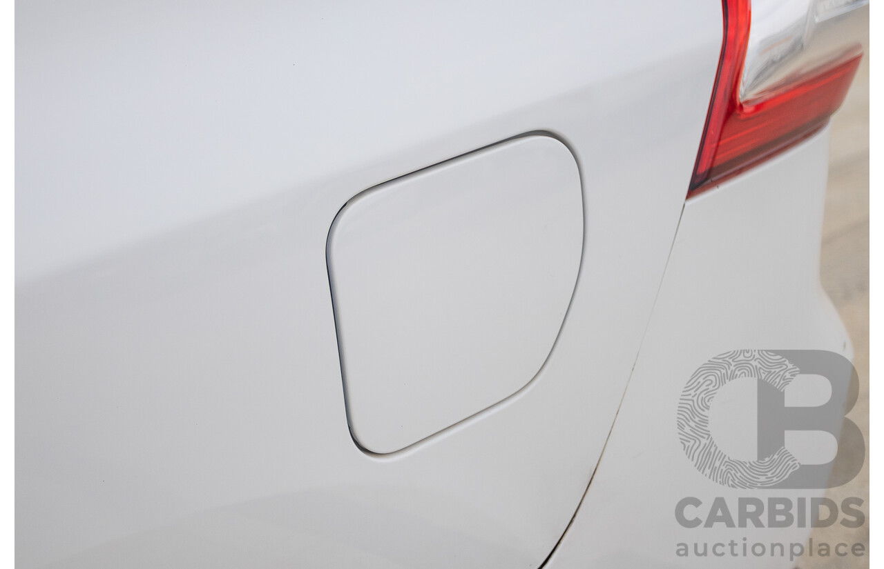 10/2013 Toyota Landcruiser Prado Altitude (4x4) KDJ150R 11 UPGRADE 4d Wagon White 3.0L - 7 Seats