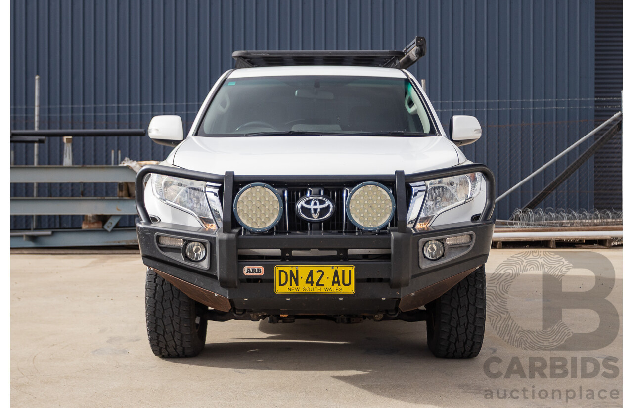 10/2013 Toyota Landcruiser Prado Altitude (4x4) KDJ150R 11 UPGRADE 4d Wagon White 3.0L - 7 Seats