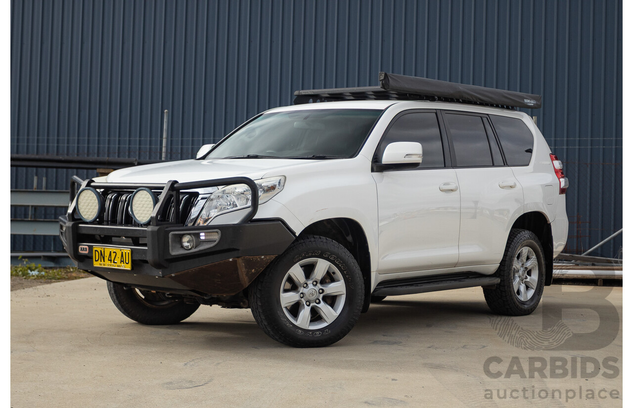 10/2013 Toyota Landcruiser Prado Altitude (4x4) KDJ150R 11 UPGRADE 4d Wagon White 3.0L - 7 Seats