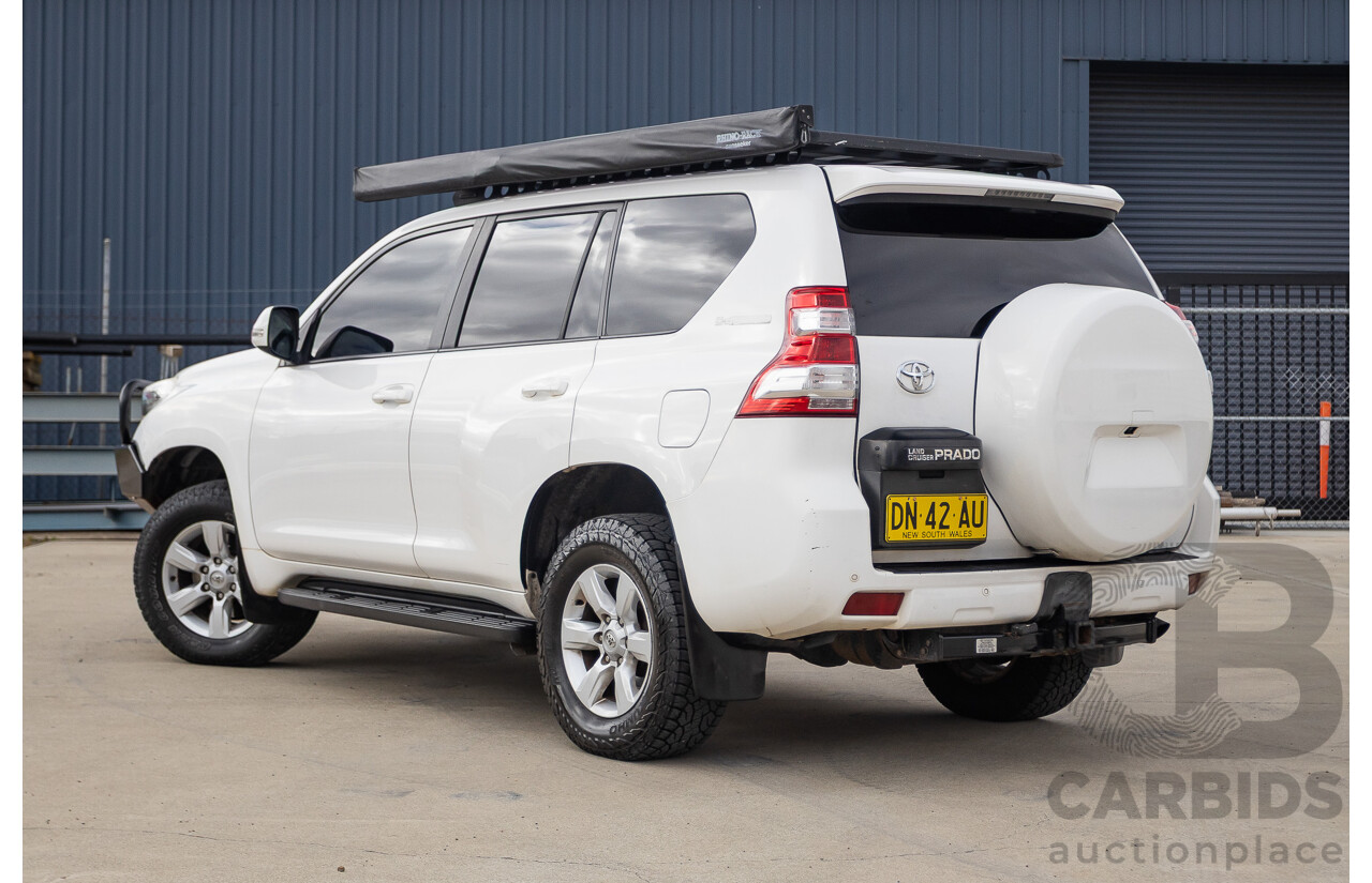 10/2013 Toyota Landcruiser Prado Altitude (4x4) KDJ150R 11 UPGRADE 4d Wagon White 3.0L - 7 Seats