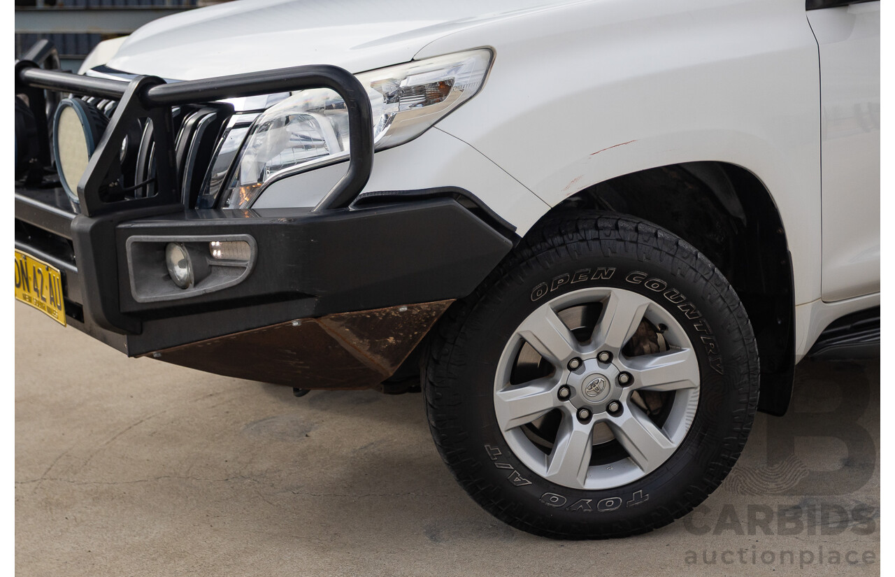 10/2013 Toyota Landcruiser Prado Altitude (4x4) KDJ150R 11 UPGRADE 4d Wagon White 3.0L - 7 Seats