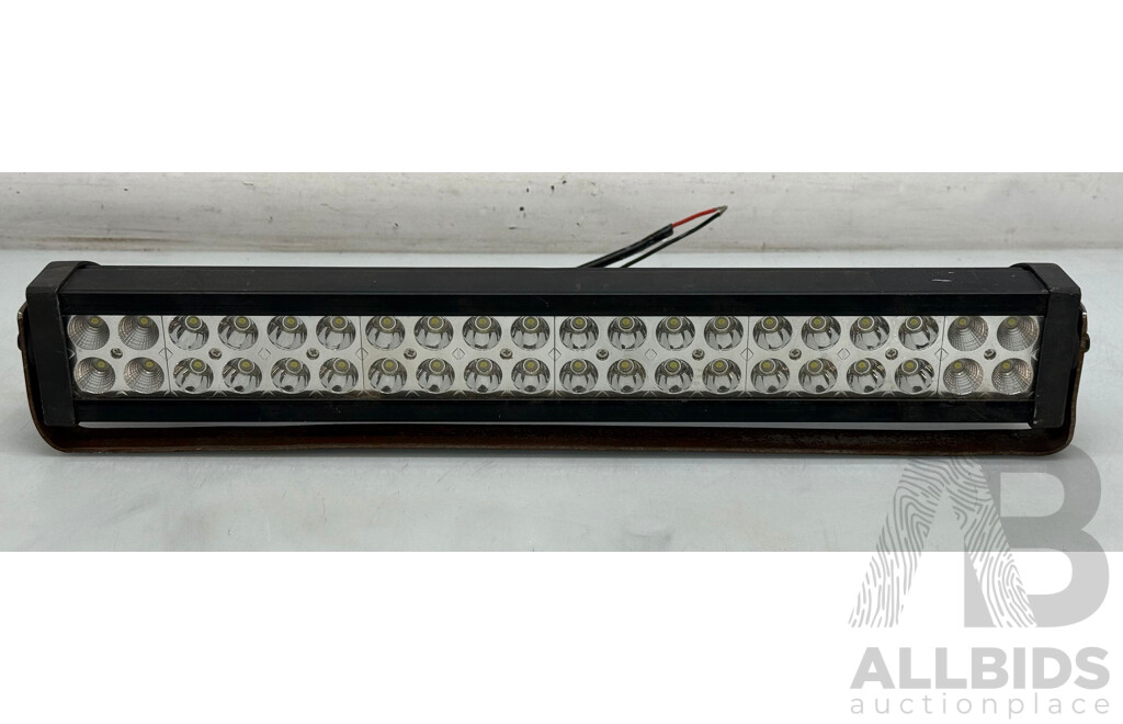 LED Light Bar - 54 CM