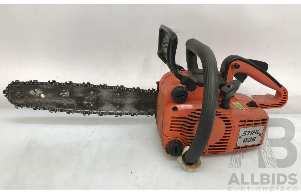 STIHL 009 Petrol Chainsaw