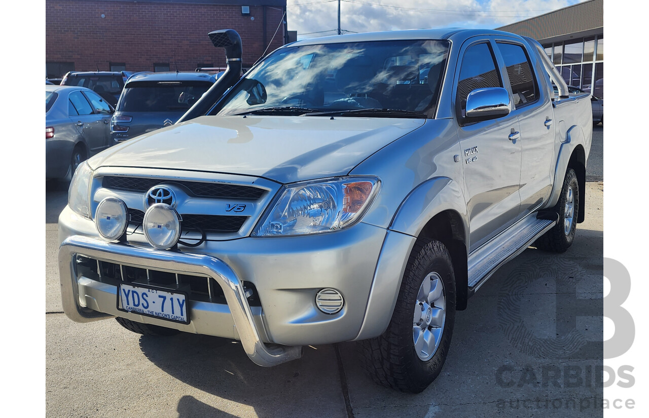 4/2005 Toyota Hilux SR5 (4x4) GGN25R Dual Cab P/Up Silver 4.0L