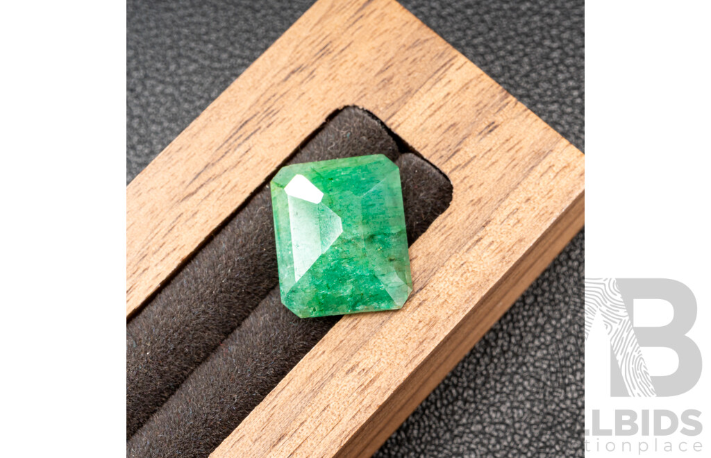 Emerald, Natural Unset Emerald Cut Gemstone, 7.66ct - with IGL&I Card
