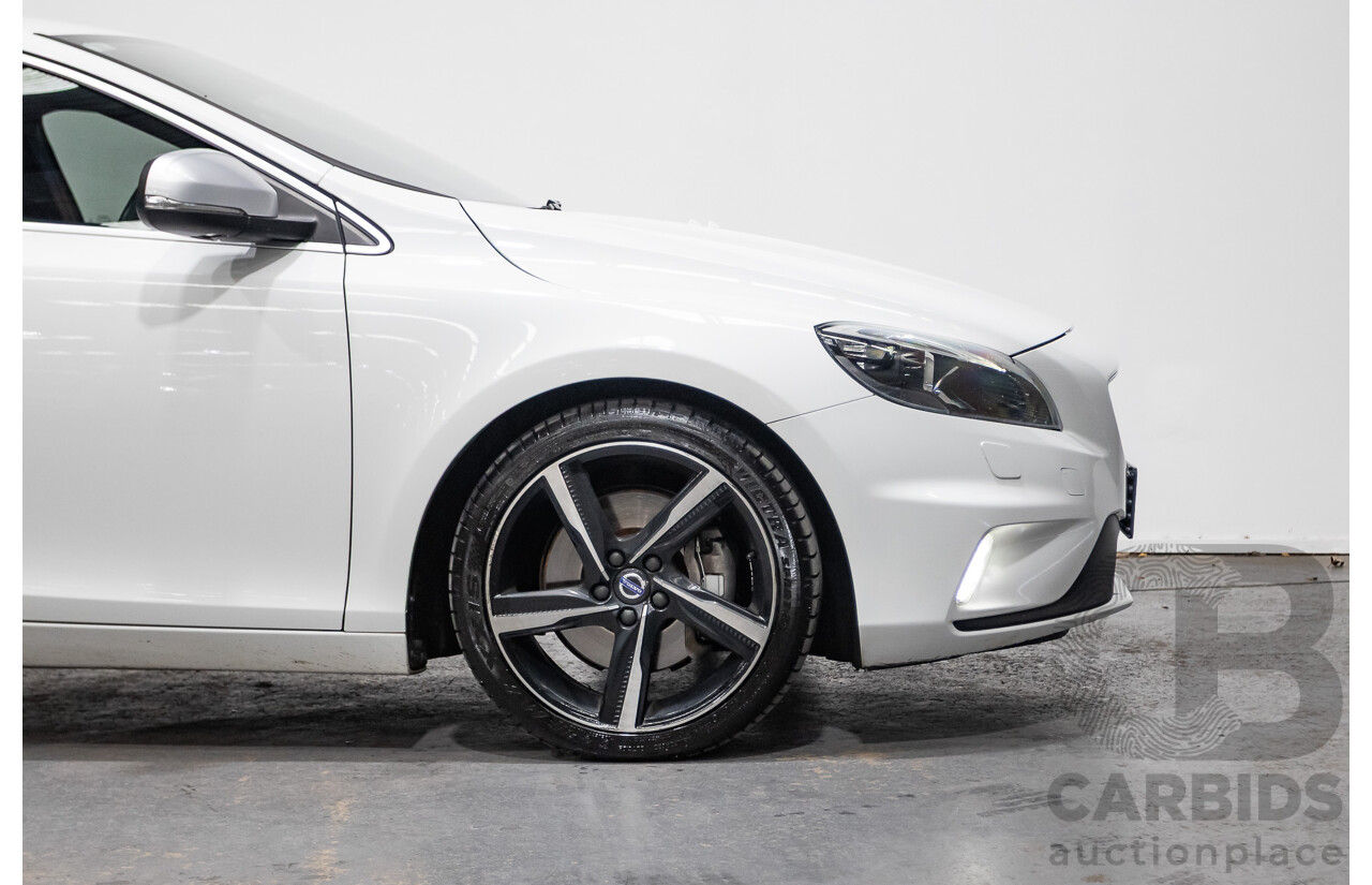 5/2015 Volvo V40 T5 R-Design M MY15 5d Hatchback White Turbo 2.0L