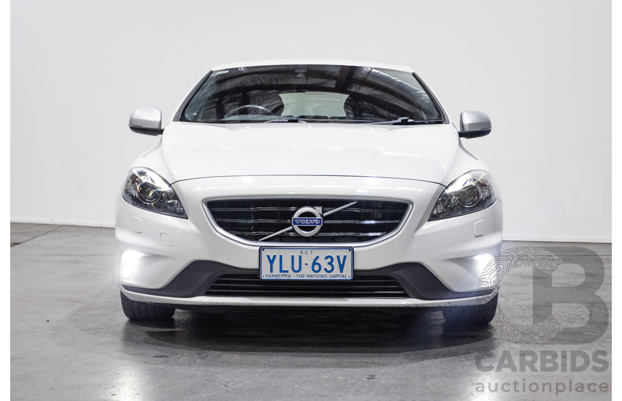 5/2015 Volvo V40 T5 R-Design M MY15 5d Hatchback White Turbo 2.0L