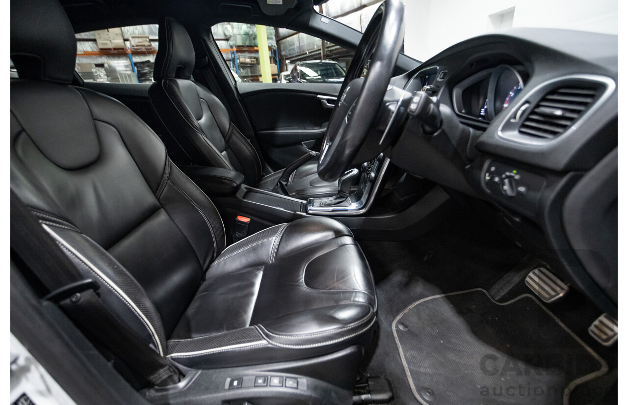 5/2015 Volvo V40 T5 R-Design M MY15 5d Hatchback White Turbo 2.0L