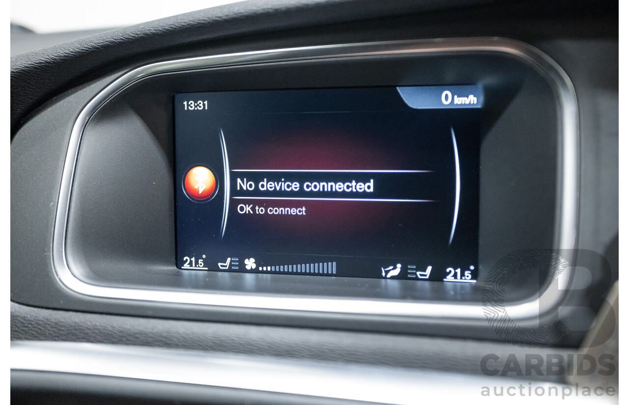 5/2015 Volvo V40 T5 R-Design M MY15 5d Hatchback White Turbo 2.0L