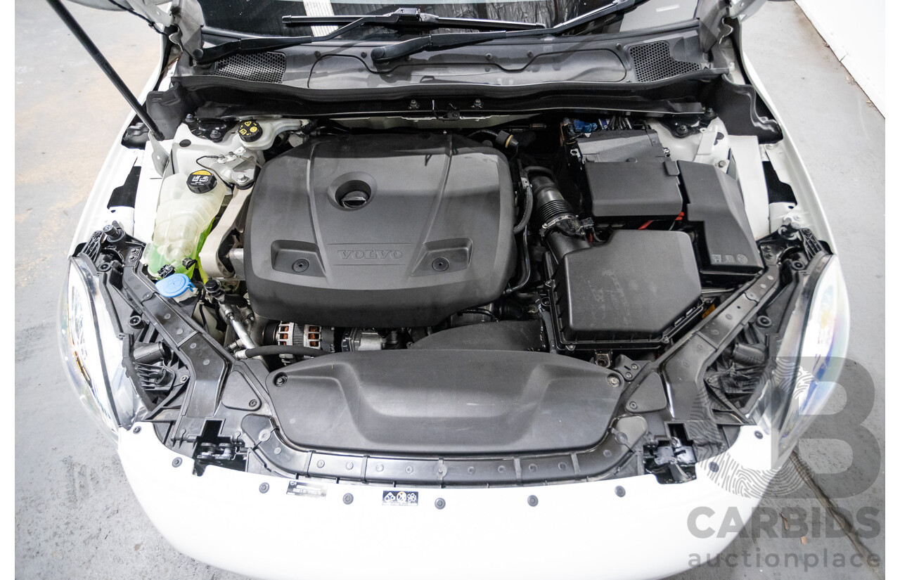 5/2015 Volvo V40 T5 R-Design M MY15 5d Hatchback White Turbo 2.0L