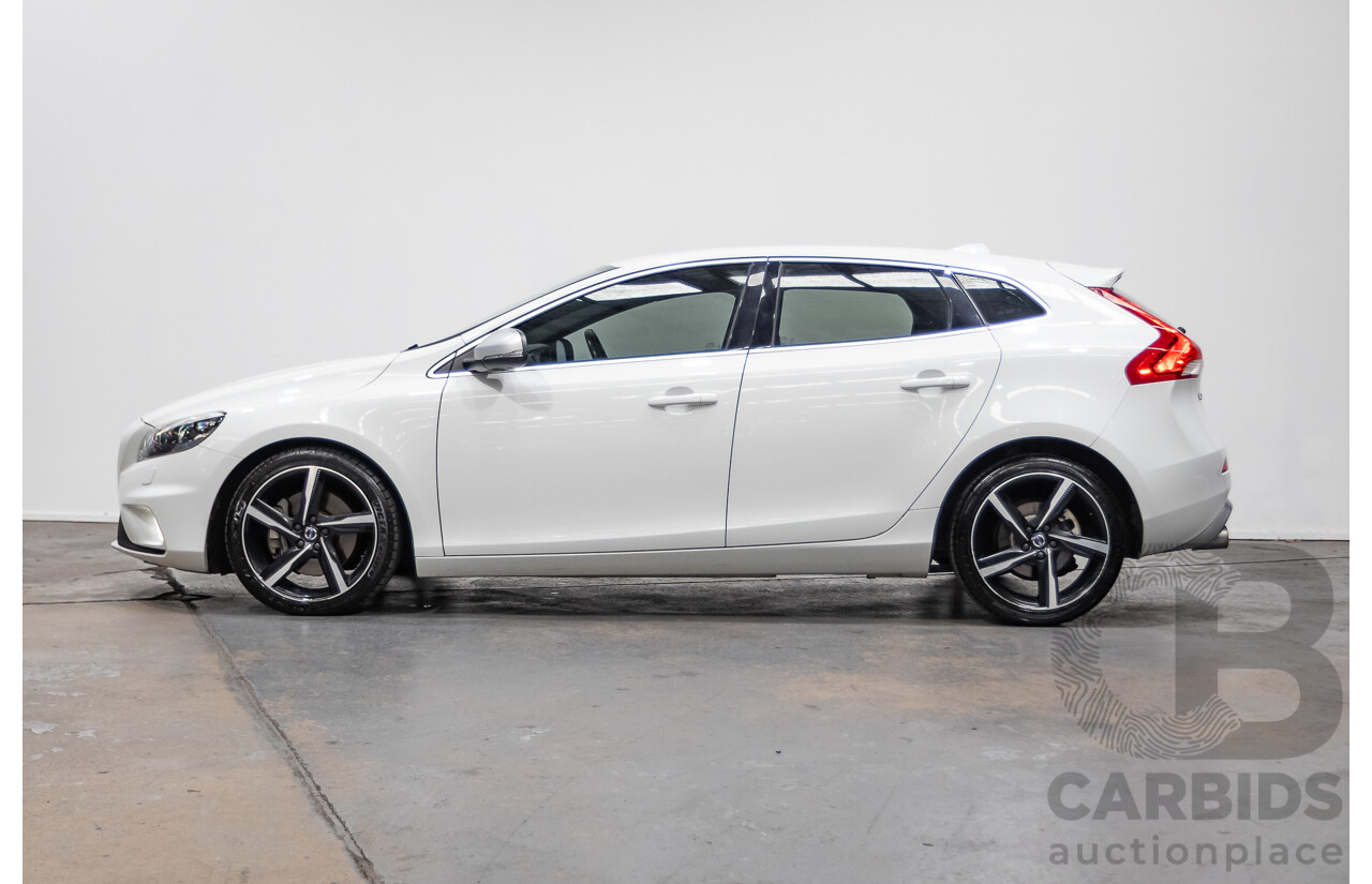 5/2015 Volvo V40 T5 R-Design M MY15 5d Hatchback White Turbo 2.0L