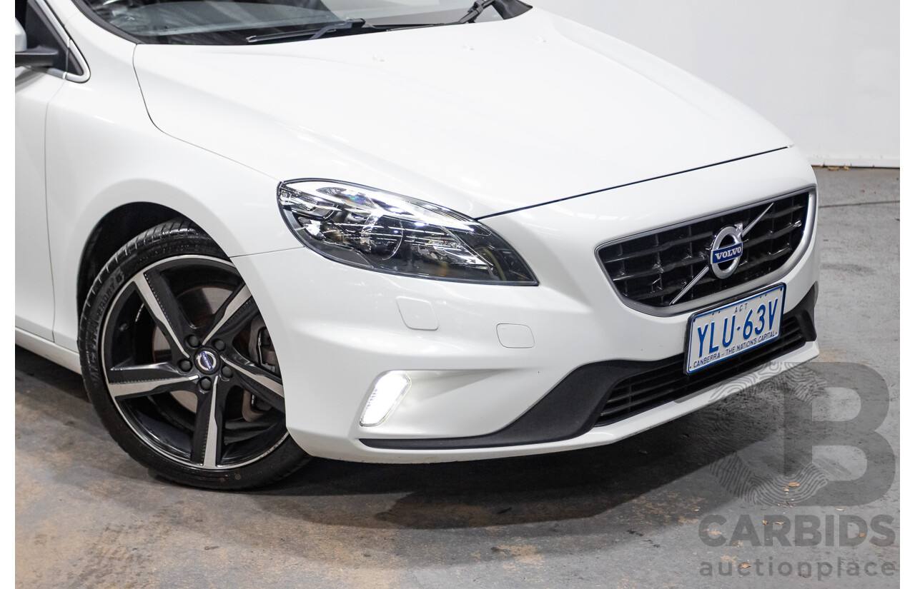 5/2015 Volvo V40 T5 R-Design M MY15 5d Hatchback White Turbo 2.0L