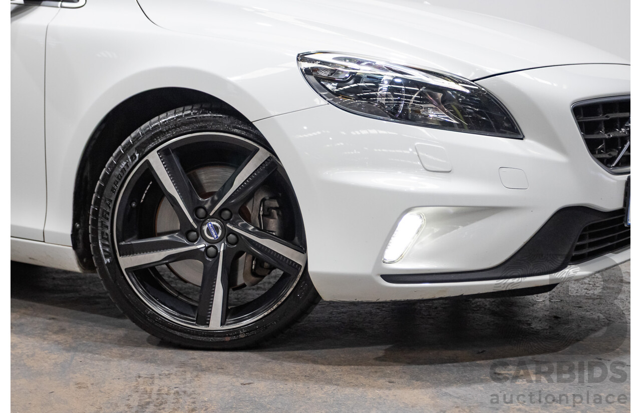 5/2015 Volvo V40 T5 R-Design M MY15 5d Hatchback White Turbo 2.0L