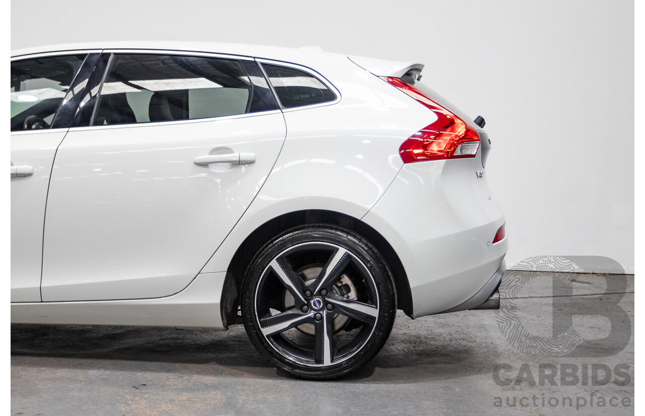 5/2015 Volvo V40 T5 R-Design M MY15 5d Hatchback White Turbo 2.0L