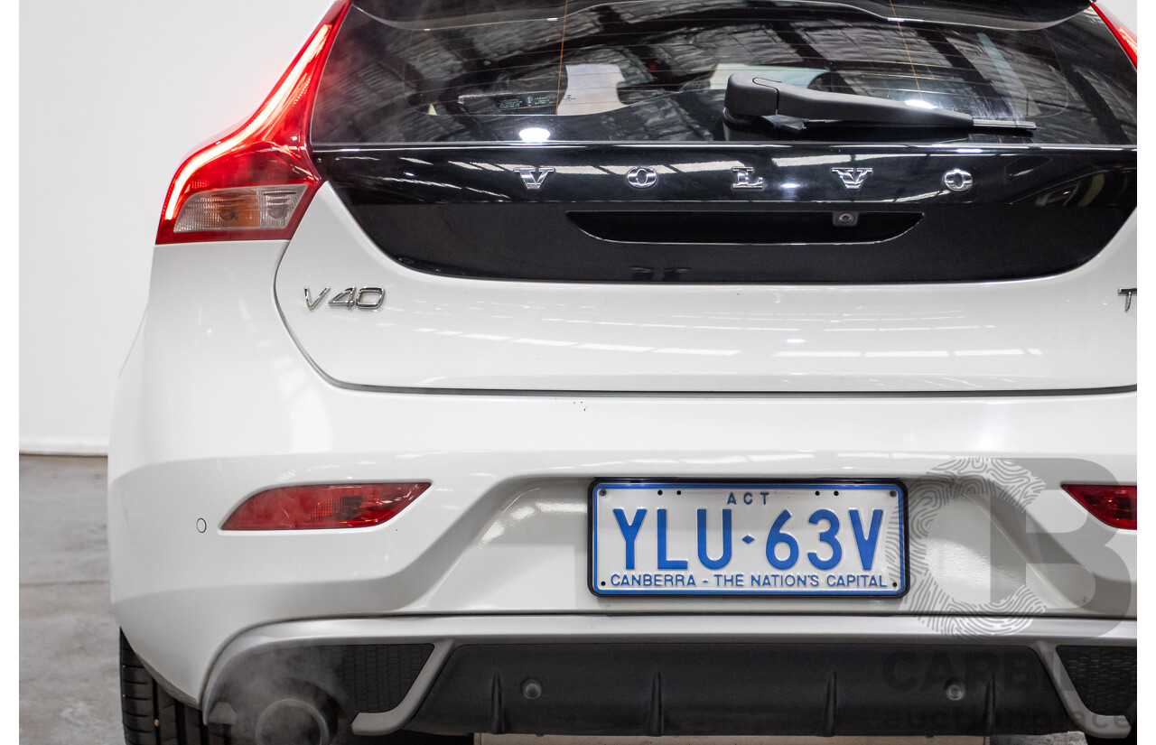 5/2015 Volvo V40 T5 R-Design M MY15 5d Hatchback White Turbo 2.0L