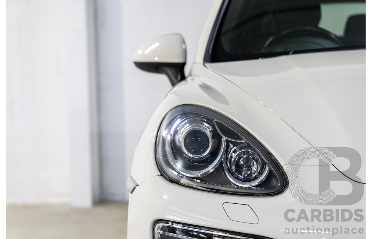 7/2010 Porsche Cayenne S Series 2 4d Wagon Sand White V8 4.8L