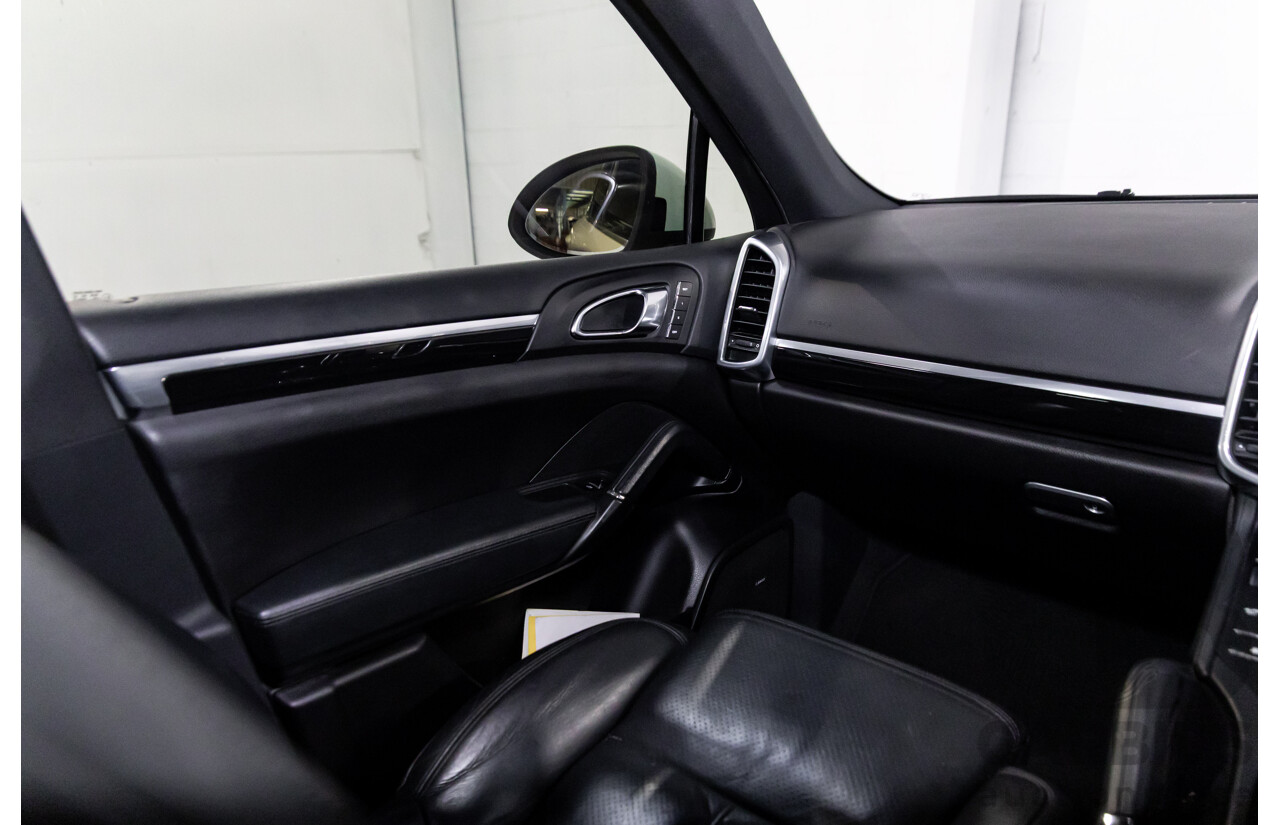 7/2010 Porsche Cayenne S Series 2 4d Wagon Sand White V8 4.8L