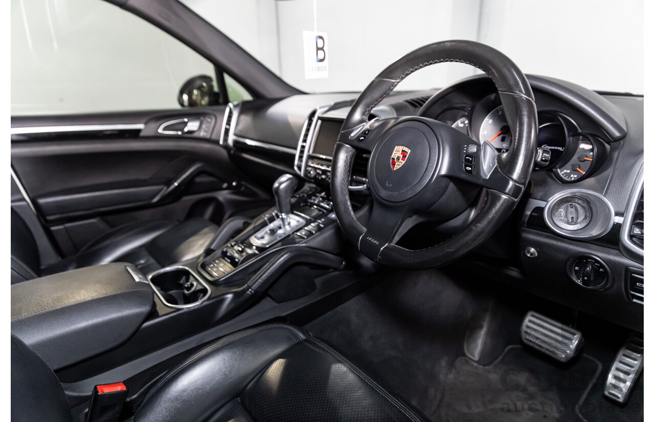 7/2010 Porsche Cayenne S Series 2 4d Wagon Sand White V8 4.8L