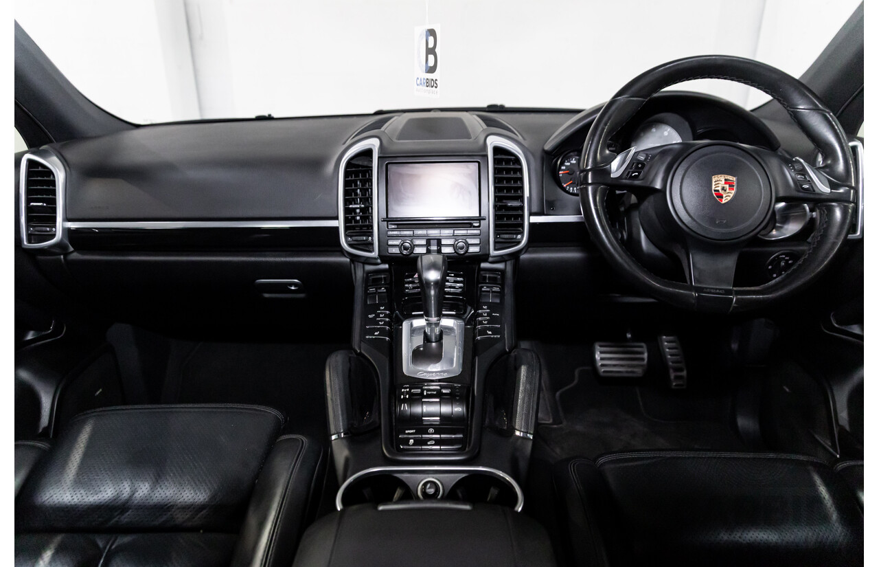 7/2010 Porsche Cayenne S Series 2 4d Wagon Sand White V8 4.8L