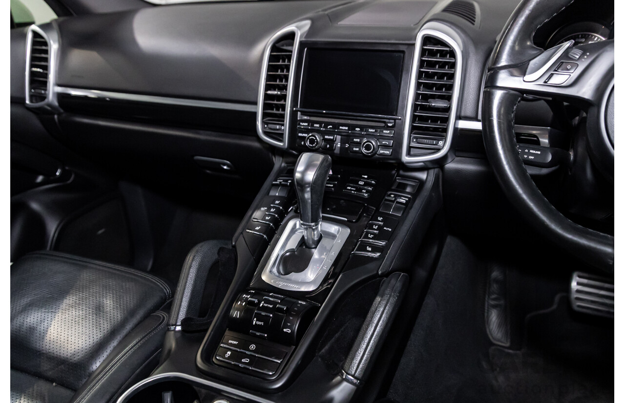 7/2010 Porsche Cayenne S Series 2 4d Wagon Sand White V8 4.8L