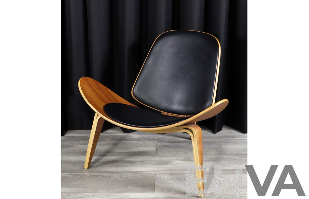 Hans Wegner Style Shell Chair by Matt Blatt