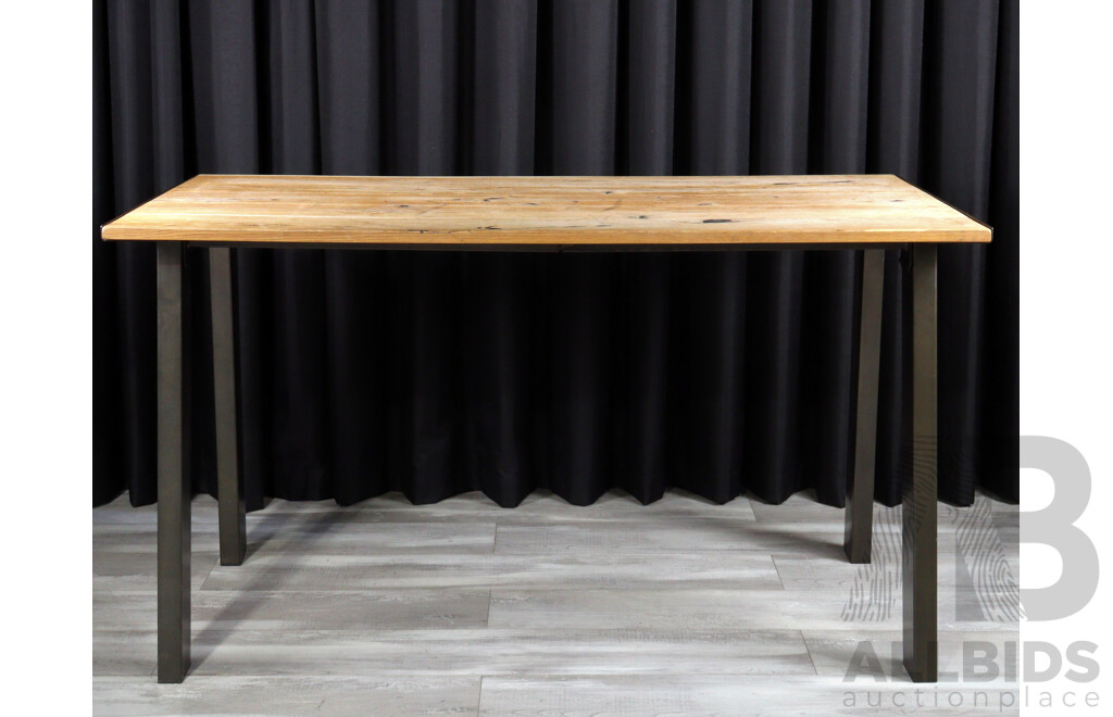 Modern Timber Top Bar Table