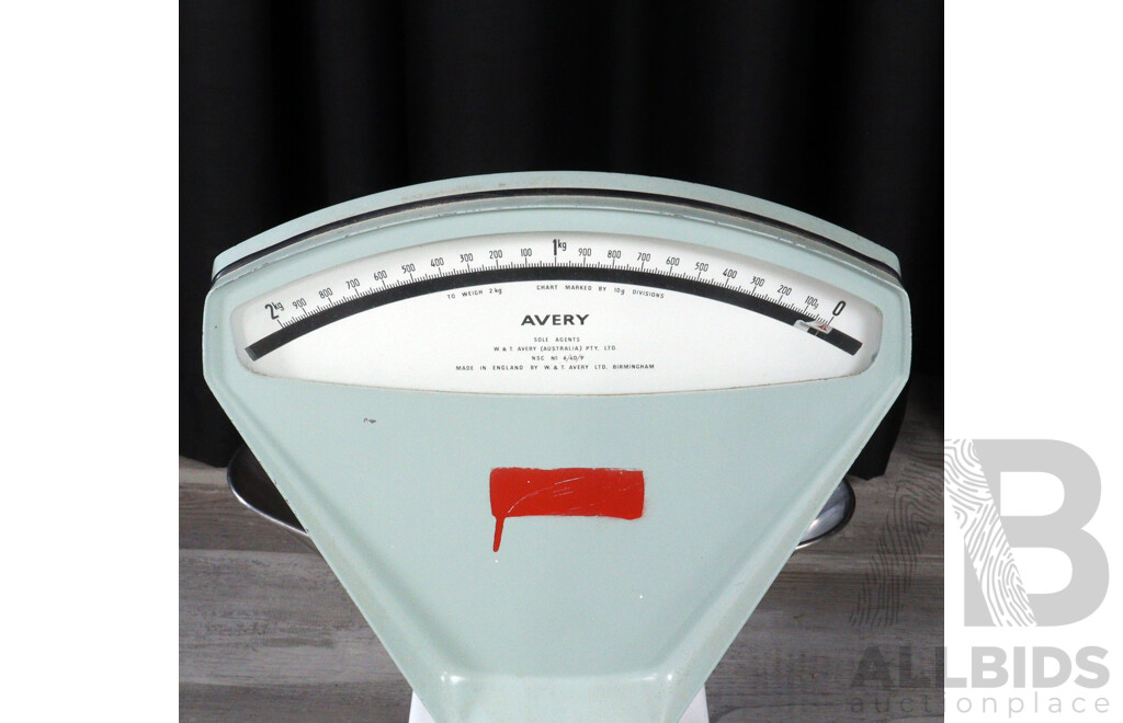 Retro Bench Top Wedderburn Scales by Avery