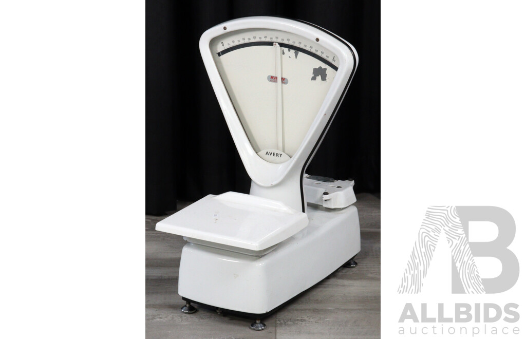 Vintage Enamel Wedderburn Scales by Avery