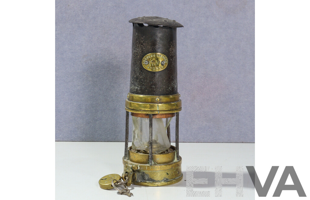 Vintage Brass Insole Ltd Oil Light