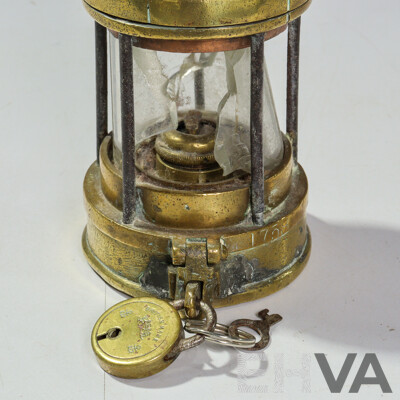 Vintage Brass Insole Ltd Oil Light