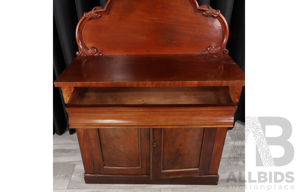 Victorian Mahogany Chiffonier