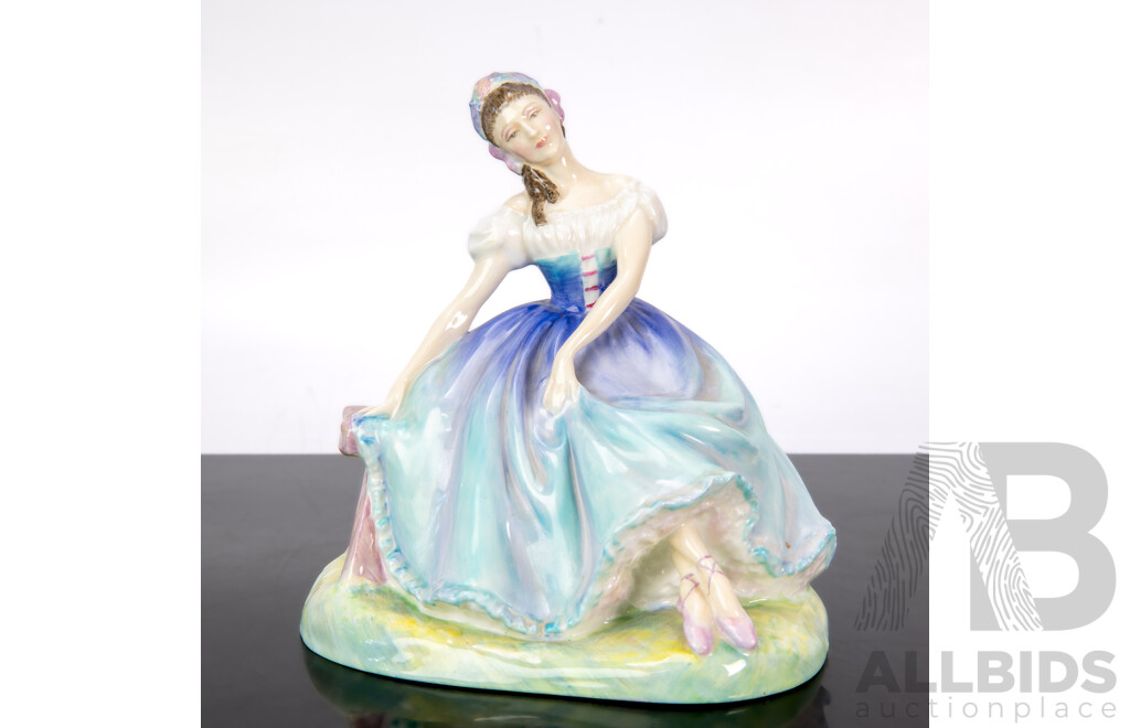 Royal Doulton Porcelain Lady Figure, Giselle, HN 2139