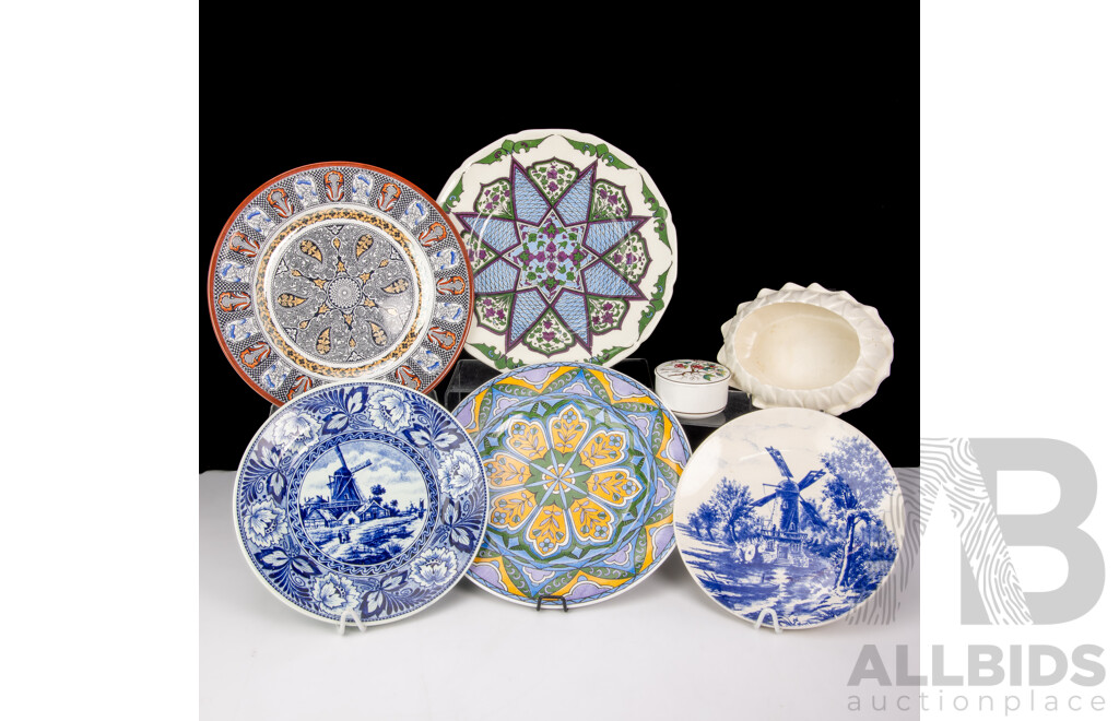 Collection English Porcelain Comprising Three Royal Doulton Cabinet Plates, Spode Velamour Dish, Delft Blue and White Plate & Villeroy & Boch Lidded Dish