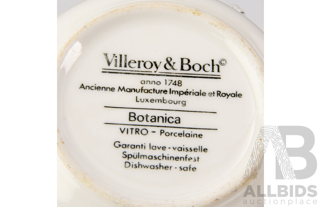 Collection English Porcelain Comprising Three Royal Doulton Cabinet Plates, Spode Velamour Dish, Delft Blue and White Plate & Villeroy & Boch Lidded Dish
