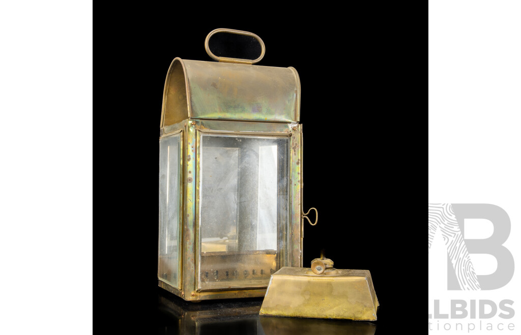 Vintage Brass Carriage Oil Lamp with Bevelled Glass