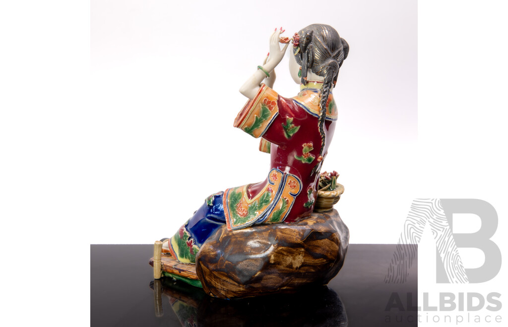 Vintage Chinese Hand Painted Wucai Qing Style Porcelain Figure of Lady with Flowers