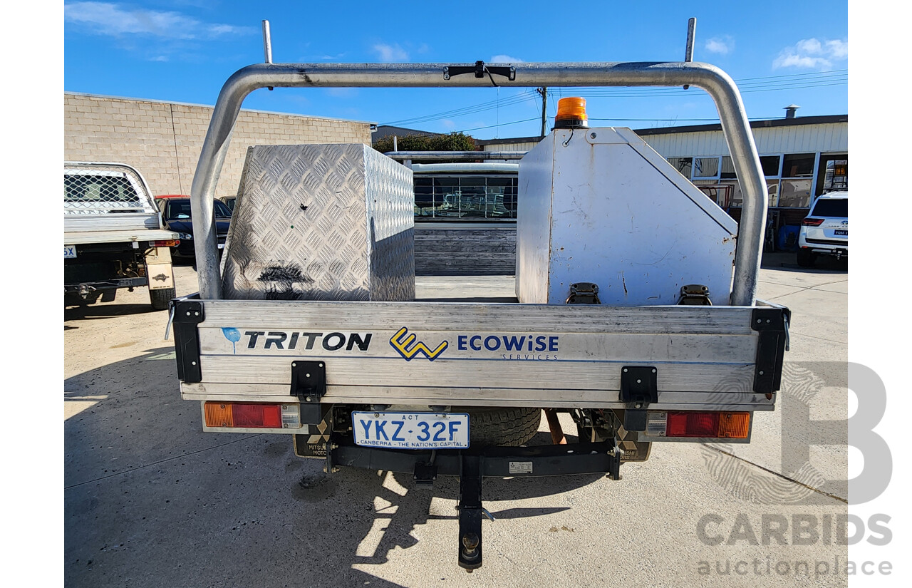 5/2016 Mitsubishi Triton GLX MQ MY16 C/Chas White 2.4L